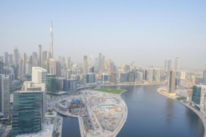 Experience Iconic Burj Khalifa Views from this Apt